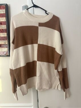 moon & madison Cream and Brown Colorblock Crewneck Sweater